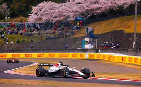 色彩の波に押されて